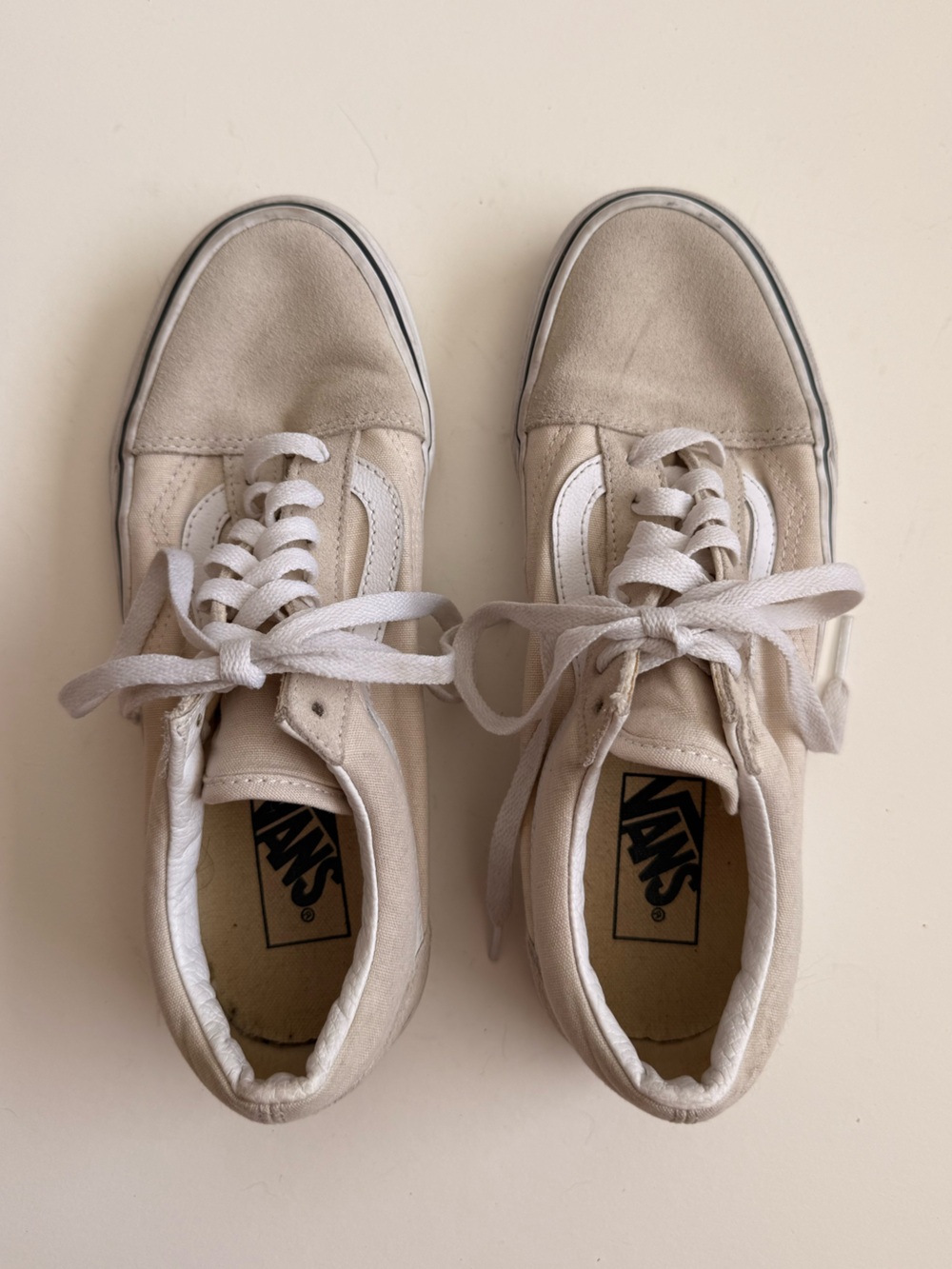 Vans Old Skool Suede Sneakers in Cream - Size 8